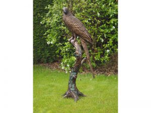 Tuinbeeld - bronzen beeld - Papegaai op boomstam - 168 cm hoog
