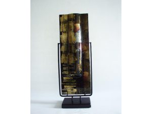 College zag Samenhangend Glazen vaas - 40 cm hoog - glas zwart/goud | Trendybywave.nl