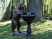 Tuinbeeld - bronzen beeld - Hond met fontein Bronzartes